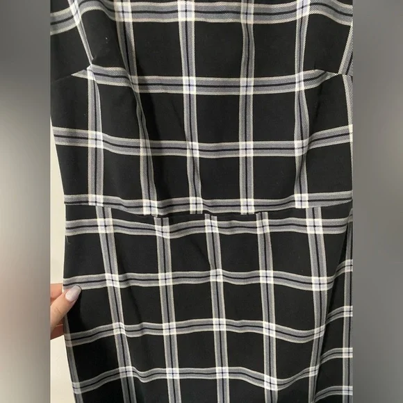 Old Navy Plaid Dress - Picture 5 of 9